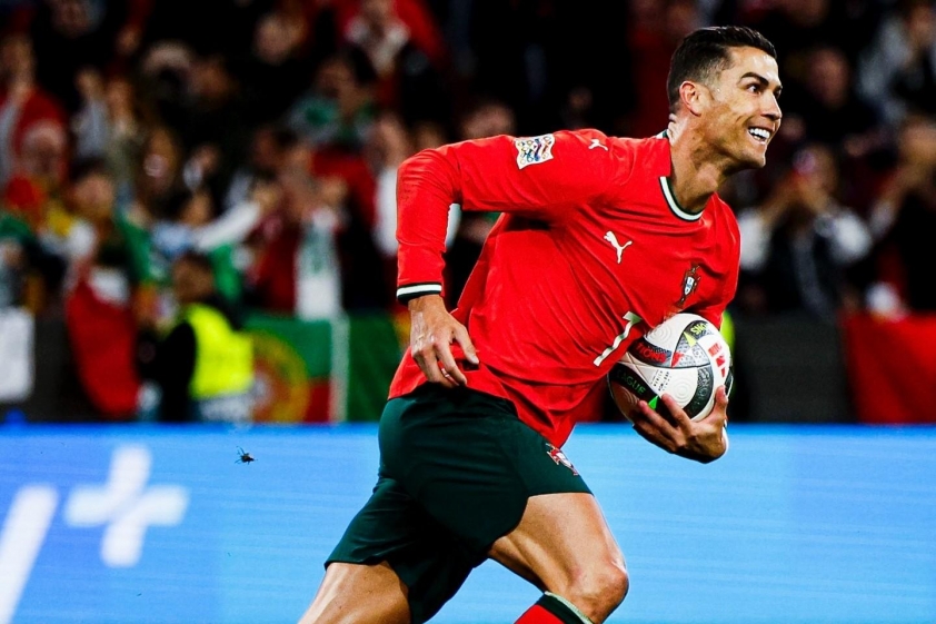 Dù đã 40 tuổi nhưng nhiệt huyết, tinh thần chiến đấu trên sân của Ronaldo vẫn không bao giờ phai đi. Ảnh: Selecoes Portuguesas de Futebol