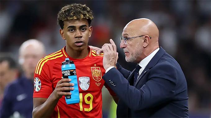 HLV De la Fuente tin Lamine Yamal hiện là cầu thủ hay nhất hành tinh (Ảnh: BBC)