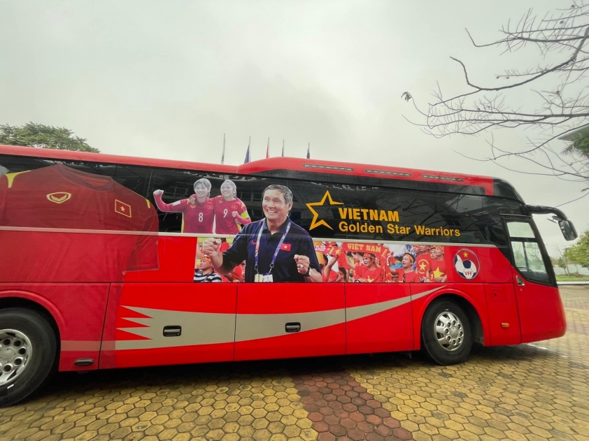 Trực tiếp lễ đón đội tuyển Việt Nam: Vinh danh các cô gái vàng 110144