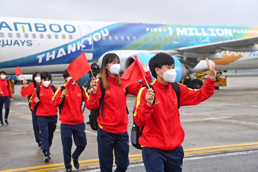 Trực tiếp lễ đón đội tuyển Việt Nam: Vinh danh các cô gái vàng 110207