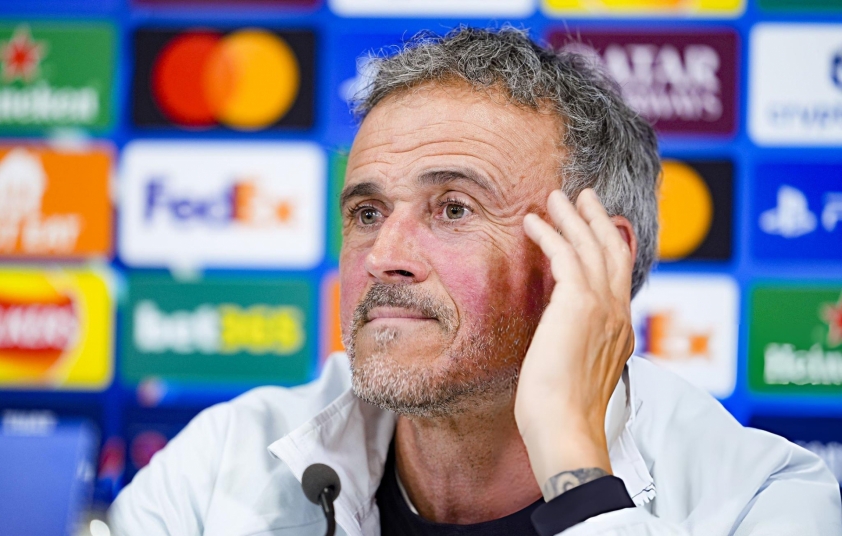 Arne Slot: 'Liverpool có thể làm nên điều kỳ diệu trước PSG' 821531